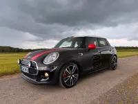 Gebraucht Mini Cooper D 116 PS (85 kW) 2014 Schwarz Kleinwagen