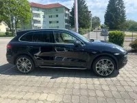 Używany Porsche Cayenne 245 KM (180 kW) 2013 Czarny SUV