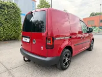 Używany VW Caddy 102 KM (75 kW) 2011 Czerwony Minivan