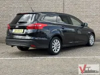 Gebraucht Ford Focus Titanium 125 PS (91 kW) 2015 Schwarz Kombi