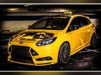 Second-hand Ford Focus ST 250 CP (183 kW) 2014 Galben Berlinǎ