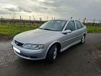 Gebraucht Opel Vectra 101 PS (74 kW) 2000 Silber Limousine
