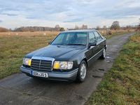 Gebraucht Mercedes E220 AMG 150 PS (110 kW) 1993 Grau Limousine