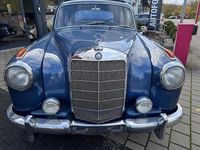Gebraucht Mercedes 220 101 PS (74 kW) 1956 Blau Limousine