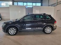 Gebraucht VW Tiguan Highline 150 PS (110 kW) 2020 Schwarz SUV