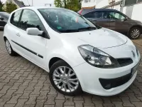 Gebraucht Renault Clio II Initiale 111 PS (81 kW) 2006 Weiß Limousine