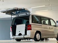 Gebraucht Mercedes V200 102 PS (75 kW) 2001 Silber Van / Kleinbus