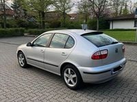 Second-hand Seat Leon 105 CP (77 kW) 2004 Argintiu Hatchback