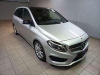 Gebraucht Mercedes B250 AMG line 211 PS (155 kW) 2018 Polarsilber  metalliclack Van / Kleinbus