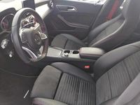 Gebraucht Mercedes CLA250 218 PS (160 kW) 2017 Weiß Limousine