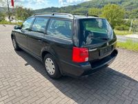 gebraucht VW Passat 3B 1,6 Benzin/Klima/Euro4/EFH/