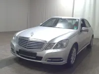 Usata Mercedes E220 170 CV (125 kW) 2012 Argento Berlina