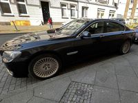 Second-hand BMW 730 245 CP (180 kW) 2011 Negru Berlinǎ