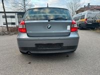 Gebraucht BMW 118 122 PS (89 kW) 2006 Blau Kleinwagen