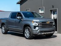 Neu Chevrolet Silverado 309 PS (227 kW) 2025 Silber SUV