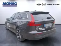 Gebraucht Volvo V60 Core 163 PS (119 kW) 2024 Grau Kombi