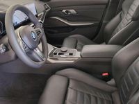 Gebraucht BMW 340 374 PS (275 kW) 2023 M brooklyn grau metallic Kombi