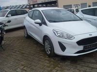 Gebraucht Ford Fiesta Trend 71 PS (52 kW) 2018 Weiß Kleinwagen