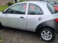 Second-hand Ford Ka 70 CP (51 kW) 2004 Argintiu Hatchback