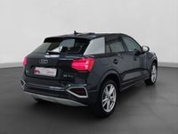 Neu Audi Q2 Advanced 150 PS (110 kW) 2026 Grau SUV