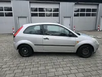 Gebraucht Ford Fiesta 2005 Silber Kleinwagen