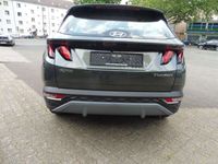 gebraucht Hyundai Tucson 1.6 T-GDi 2WD Select/LED/Funkt.-P./Navi.P./Smart.