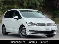 Gebraucht VW Touran 150 PS (110 kW) 2024 Pure white Van / Kleinbus