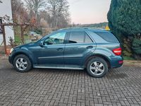 Gebraucht Mercedes ML350 231 PS (169 kW) 2010 Grau SUV