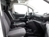 Gebraucht Opel Combo Edition 102 PS (75 kW) 2019 Weiß Van / Kleinbus