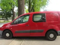 Gebraucht Peugeot Partner 90 PS (66 kW) 2011 Rot Van / Kleinbus