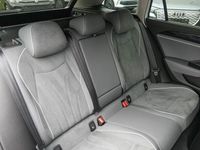 Gebraucht VW Passat Business 150 PS (110 kW) 2024 Weiß Kombi