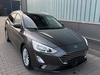 Gebraucht Ford Focus 125 PS (91 kW) 2019 Grau Kombi