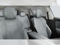 Gebraucht VW Passat Business 150 PS (110 kW) 2024 Weiß (pure white) Kombi