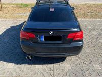 Gebraucht BMW 320 184 PS (135 kW) 2012 Schwarz Coupé