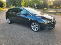 Gebraucht Opel Astra 150 PS (110 kW) 2016 Schwarz Kleinwagen