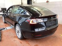 Gebraucht Tesla Model 3 366 kW (498 PS) 2022 Deep blue metallic Limousine