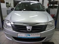 Gebraucht Dacia Logan Lauréate 105 PS (77 kW) 2009 Silber Limousine