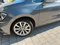 Gebraucht VW Golf VII Highline 131 PS (96 kW) 2017 Grau Limousine