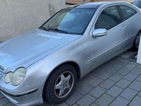 Używany Mercedes CLC180 129 KM (94 kW) 2001 Srebrny Hatchback