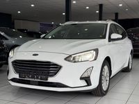 Gebraucht Ford Focus Titanium 120 PS (88 kW) 2021 Weiß Kombi