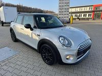 Gebraucht Mini Cooper 136 PS (100 kW) 2016 White silver metallic Kleinwagen