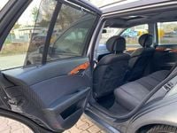 Gebraucht Mercedes E280 190 PS (139 kW) 2006 Grau Kombi