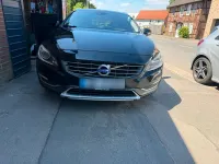 Używany Volvo V60 215 KM (158 kW) 2014 Czarny Kombi