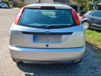 Używany Ford Focus 101 KM (74 kW) 2001 Srebrny Sedan/Limuzyna