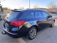 Gebraucht Opel Astra Edition 120 PS (88 kW) 2014 Schwarz Kombi