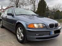 Gebraucht BMW 320 170 PS (125 kW) 2001 Blau Limousine