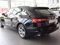 Gebraucht Audi A4 Sport 163 PS (119 kW) 2023 Brillantschwarz Kombi