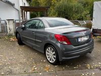 Gebraucht Peugeot 207 CC 120 PS (88 kW) 2013 Grau Cabrio