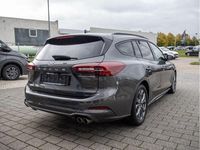 Gebraucht Ford Focus ST-Line 116 PS (85 kW) 2023 Grau Limousine