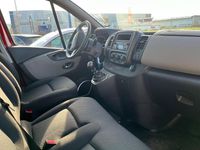 Gebraucht Nissan NV300 95 PS (69 kW) 2018 Rot Van